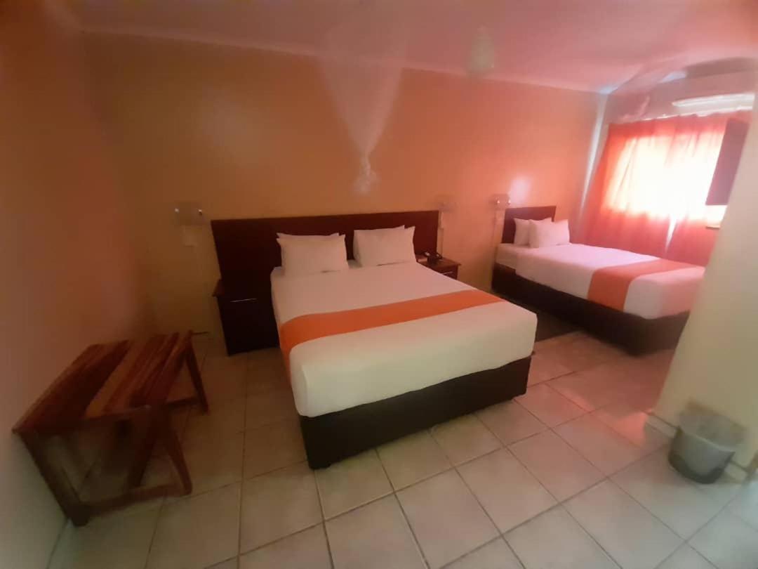 Nkanga Hotel Касане Екстериор снимка